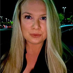 Meet your Posher, Mindy